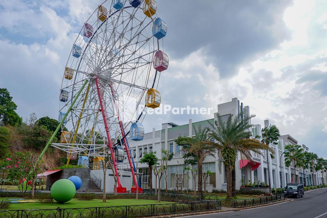 Rit's Garden Redpartner 2* Semarang